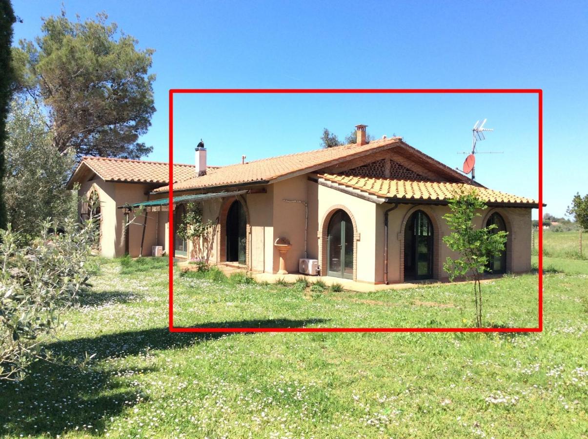 Appartement Relais Casale Il Poggetto - Olivo 1 By Zoom In Earth à Cecina  Extérieur photo